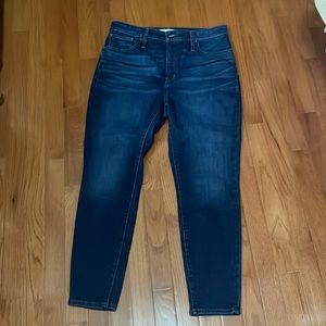 Madewell Curvy High-Rise Skinny Jeans in Coronet Wash